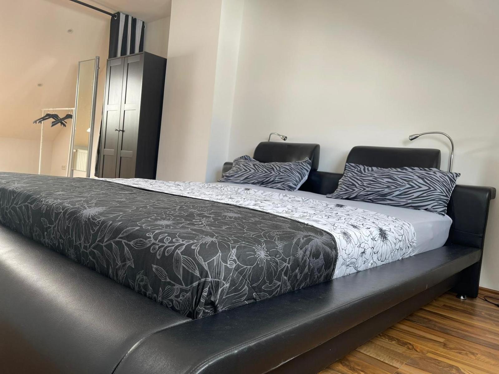 Luxurioeses Zimmer 10Min Zum Universitaet Kassel Exterior foto